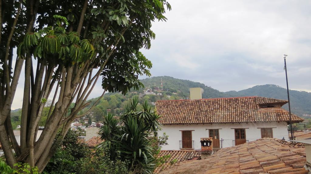 Hotel Casa Abierta Valle de Bravo Habitación foto
